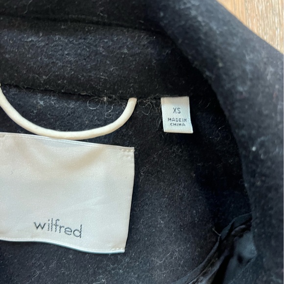 Aritzia Wilfred Italian Wool and Cashmere Coat - Picture 8 of 16